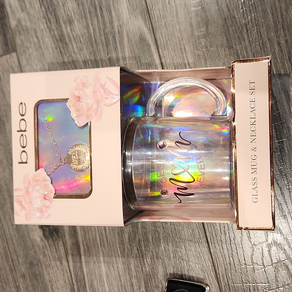 NWT Bebe 16 oz Glass Mug Best Mom Ever & Necklace set